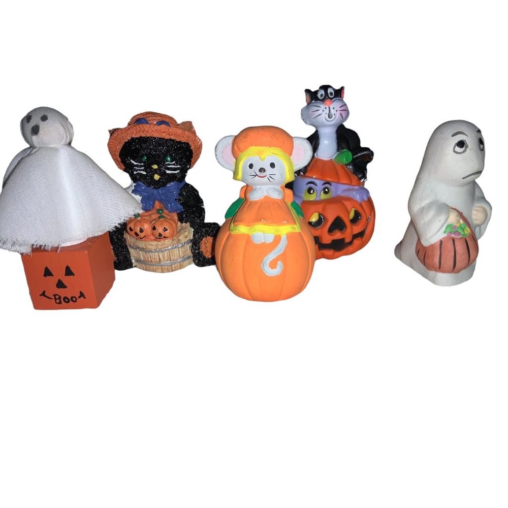Halloween Table Top Decor Lot-  5 Small Tabletop Decorations